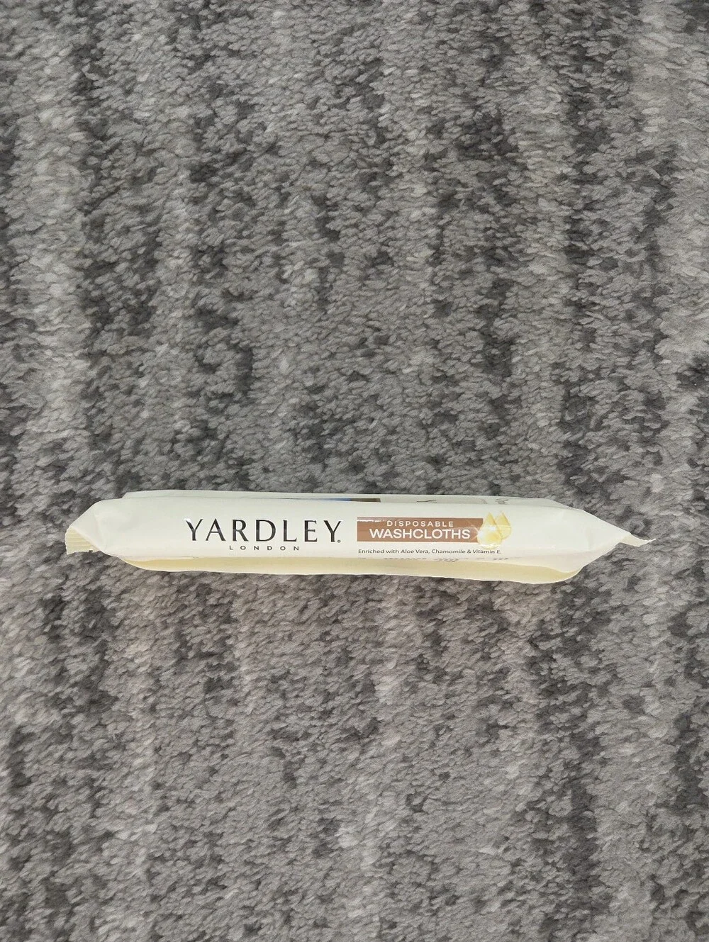 Yardley London Disposable Washcloths Bundle (Set of 2 Packs, 36 Wipes Total) - S